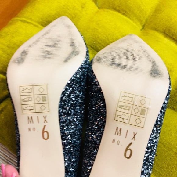 Heels - Picture 4 of 5